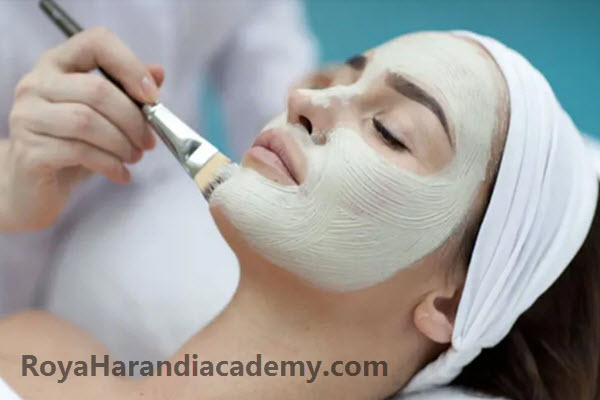 دوره پاکسازی حرفهای پوست در بهترین آموزشگاه پونک