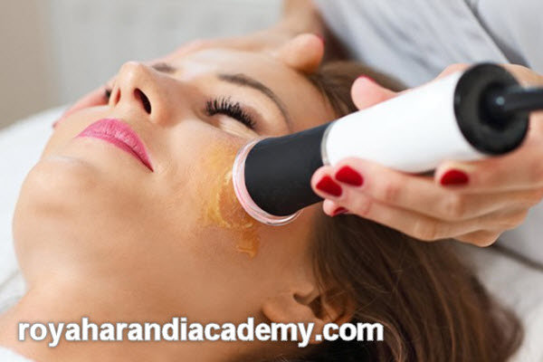 هزینه پلاژن تراپی چقدر است؟ | آکادمی رویا هرندی