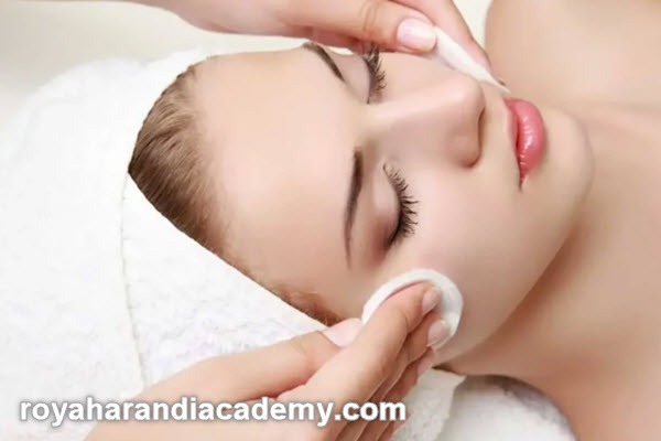 قیمت فیشیال و پاکسازی پوست در تهران چقدر است؟ | آکادمی رویا هرندی