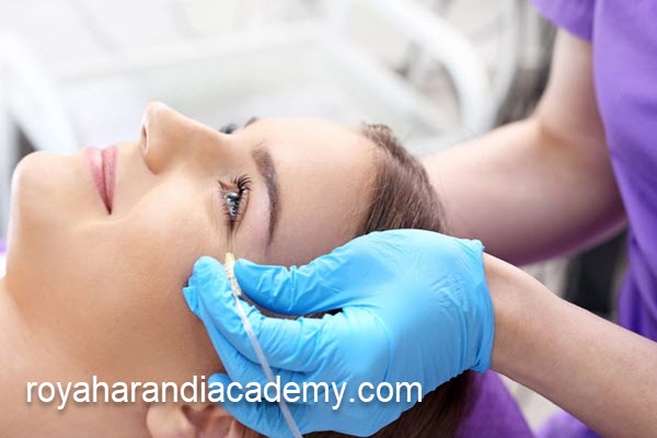 آشنایی با بهترین مرکز کربوکسی تراپی | آکادمی رویا هرندی