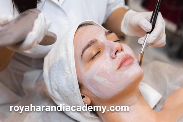 بیوتی تراپیست کیست و چه مهارت هایی دارد؟