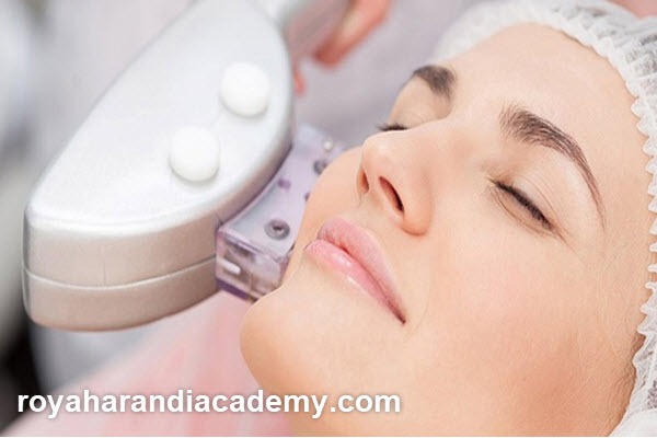 مرکز هایفوتراپی برای لیفت صورت و گردن در پونک