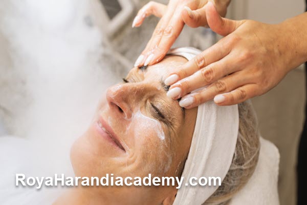 مزایای شرکت در دوره فیشیال آکادمی رویا هرندی