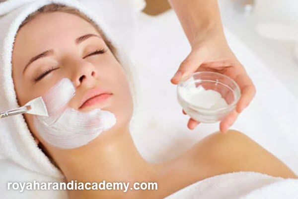 عوامل مؤثر بر هزینه دوره های بیوتی تراپیست